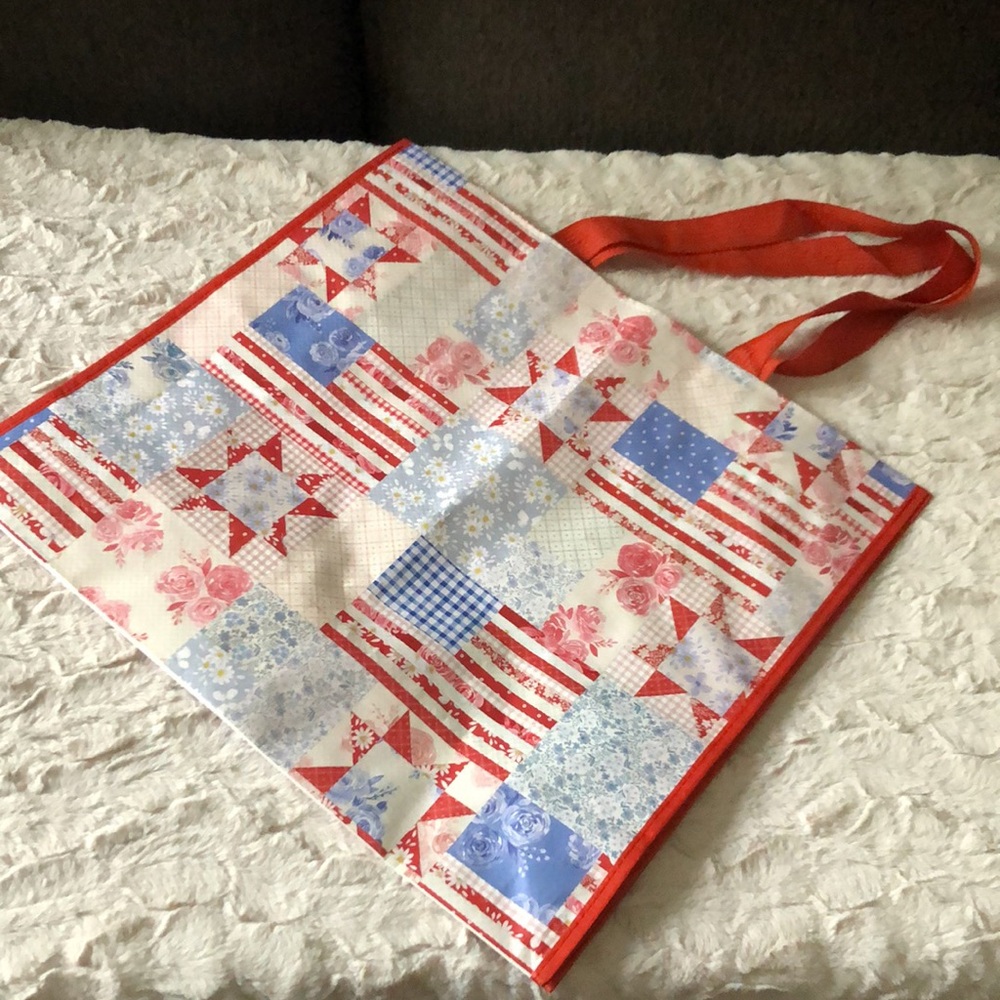 TJMAXX MARSHALLS HOMEGOODS Patchwork Floral Patriotic Reusable Tote Bag - Picture 2 of 7